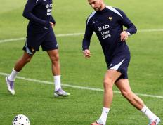 乐鱼 vip 注册-法国足球比赛精彩纷呈，双方拼尽全力的简单介绍