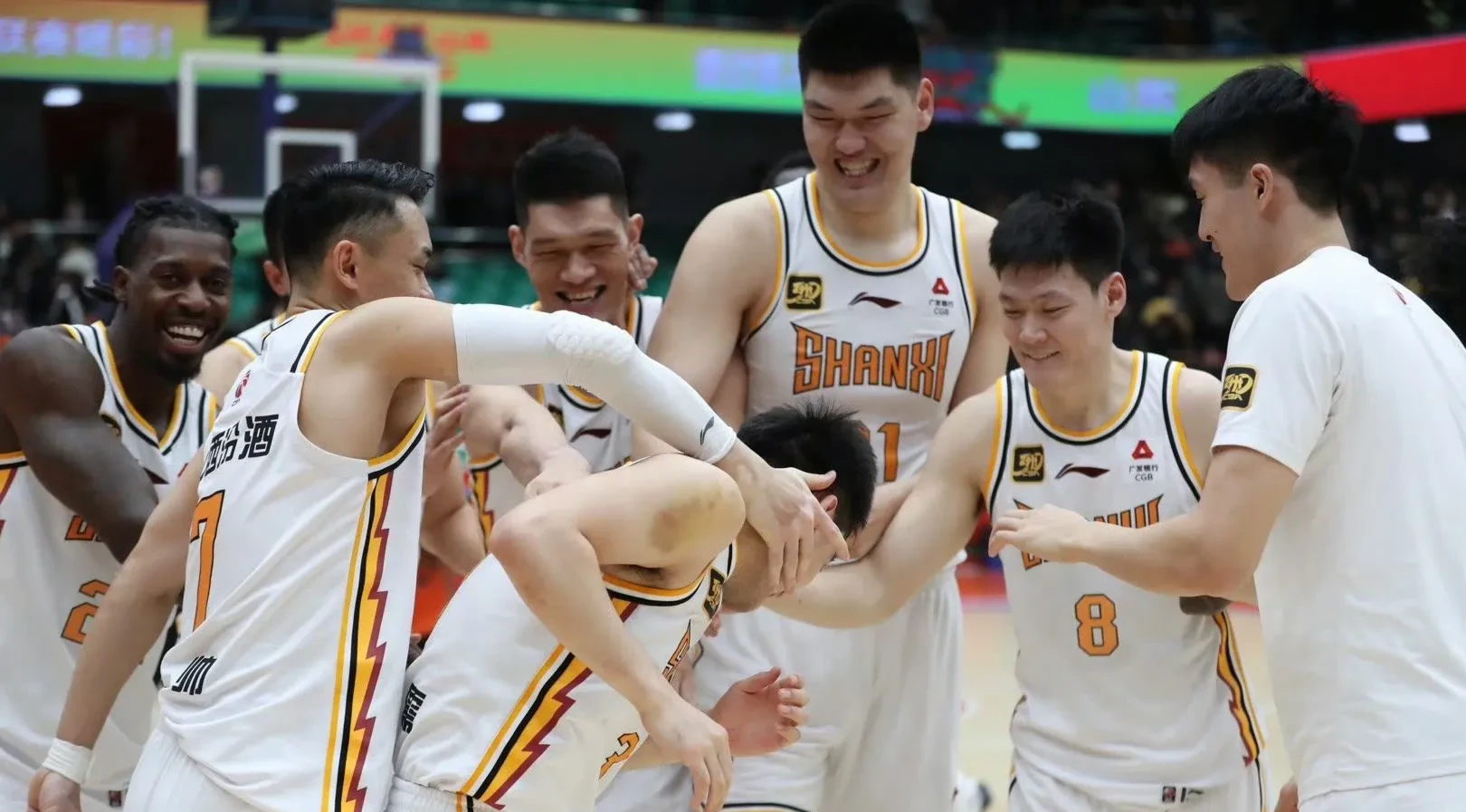 乐鱼体育-山东队鏖战掘金,锡安扛起全队的简单介绍