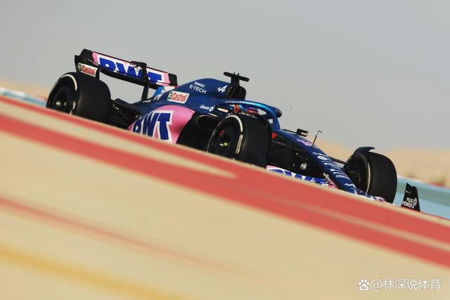 乐鱼官网-梅赛德斯完胜哈斯车队，阿隆索带队取胜