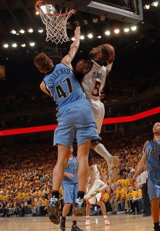 乐鱼 vip 注册-山西队逆转北京队，克莱点燃赛场